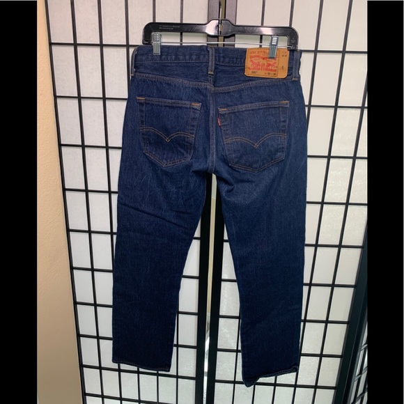 Levi’s - Picture 2 of 3